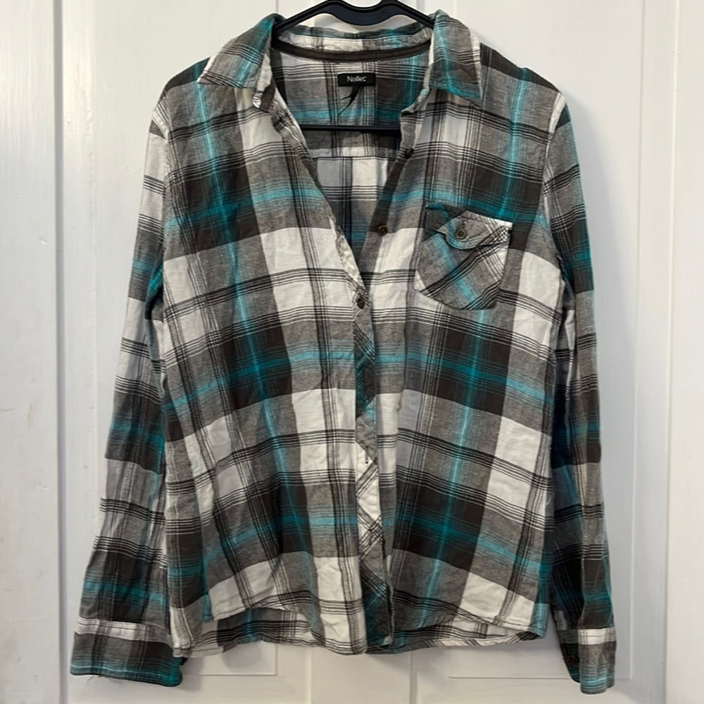 Button down flannel - Picture 1 of 3